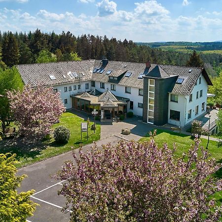 Landhotel Karrenberg Kirchberg  ภายนอก รูปภาพ
