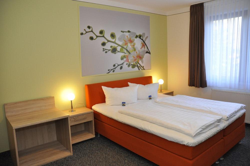 Landhotel Karrenberg Kirchberg  ภายนอก รูปภาพ