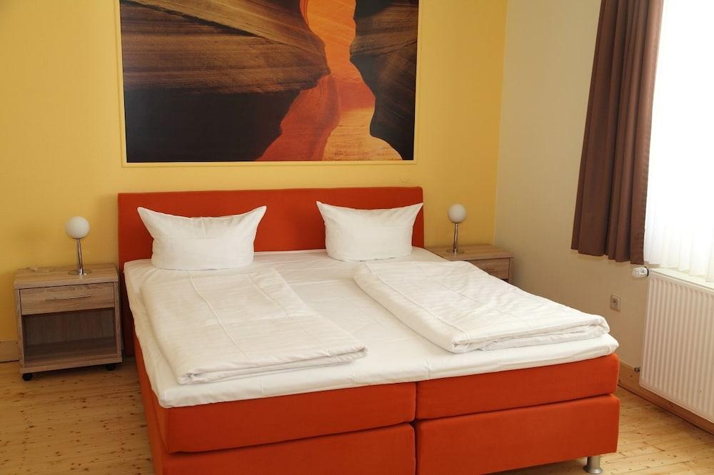 Landhotel Karrenberg Kirchberg  ภายนอก รูปภาพ