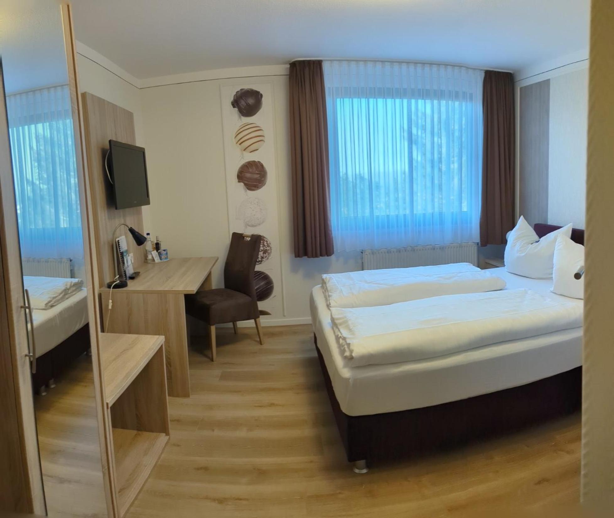 Landhotel Karrenberg Kirchberg  ภายนอก รูปภาพ