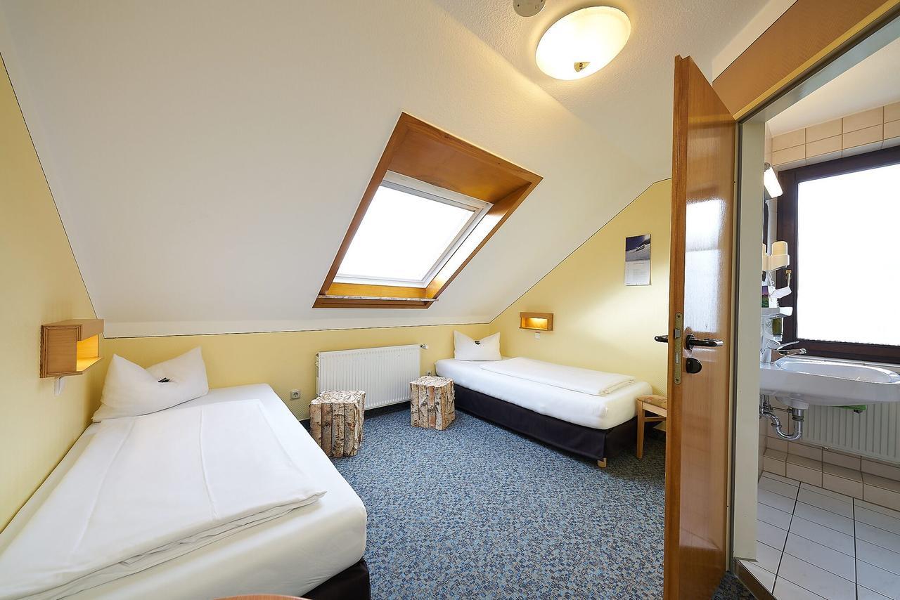 Landhotel Karrenberg Kirchberg  ภายนอก รูปภาพ