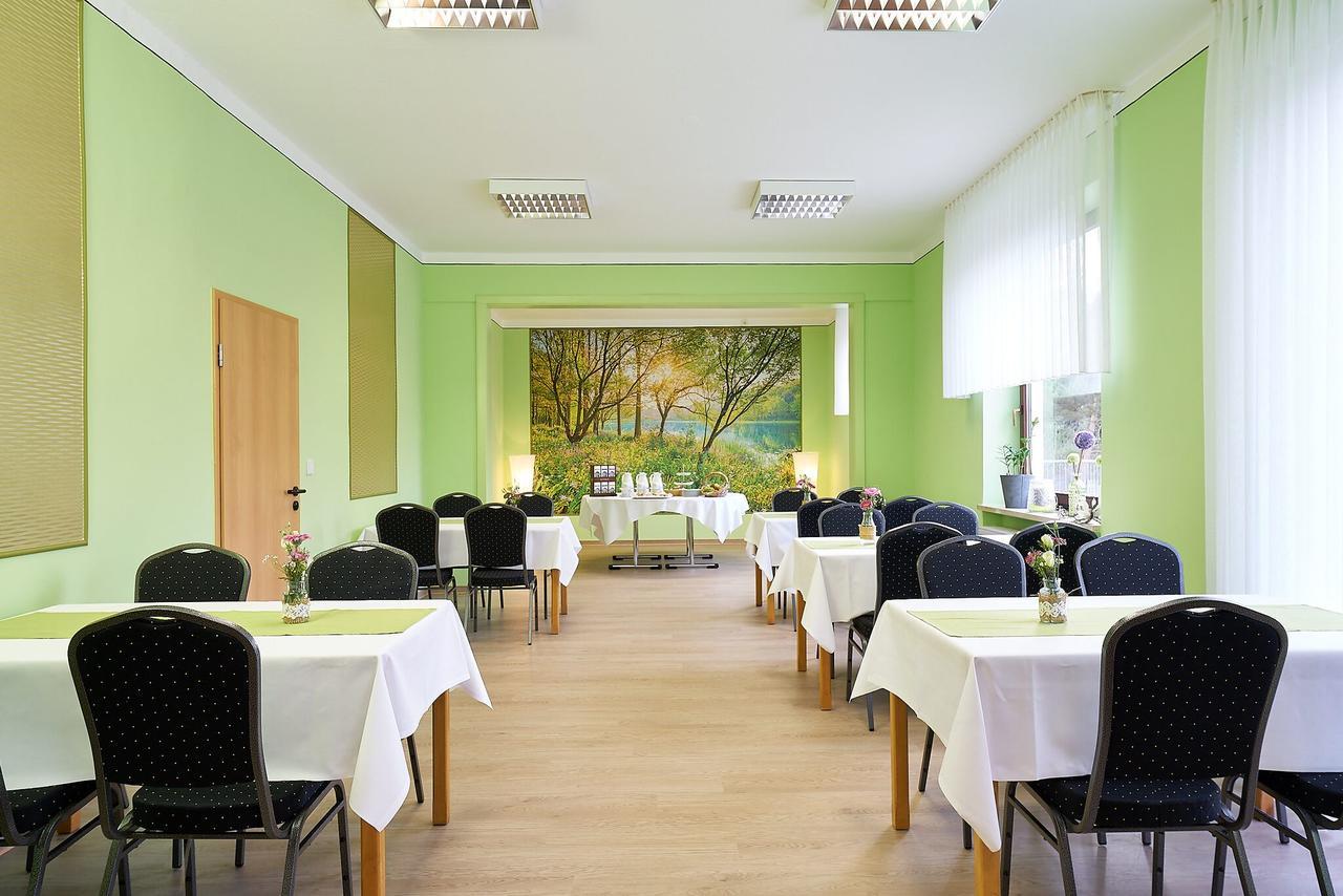 Landhotel Karrenberg Kirchberg  ภายนอก รูปภาพ
